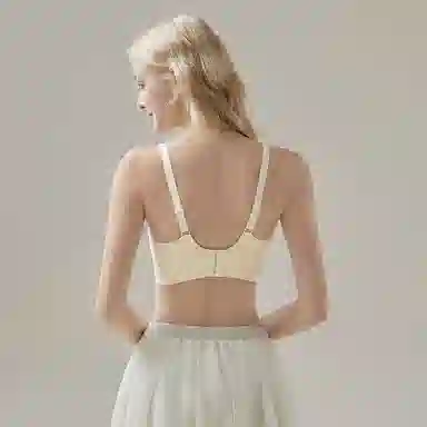 莫代尔 无痕小胸聚拢裸感隐形无钢圈上托防下垂收副乳简约舒适透气细肩带美背文胸 女款