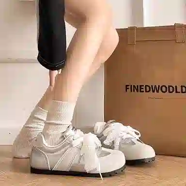 PARK DANCE Low Top Sneakers