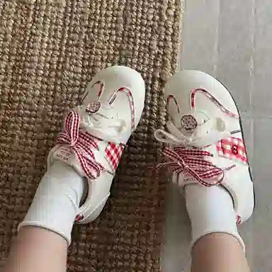 PARK DANCE Low Top Sneakers