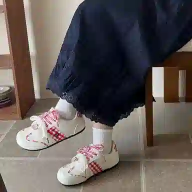 PARK DANCE Low Top Sneakers