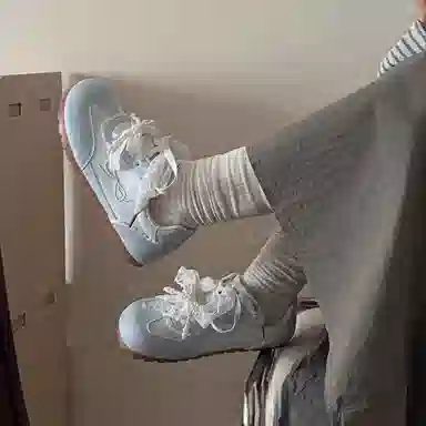 PARK DANCE Low Top Sneakers