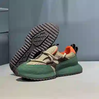 PARK DANCE Low Top Sneakers