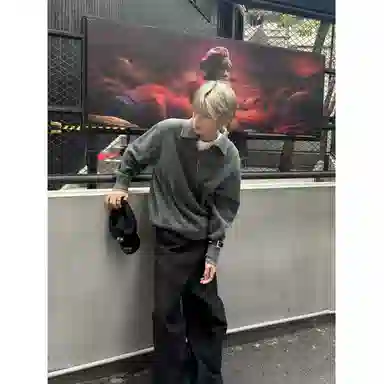 v