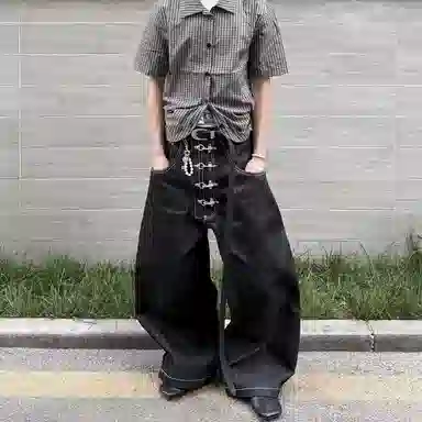 baggy