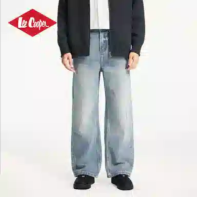 Lee Cooper