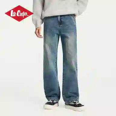 Lee Cooper