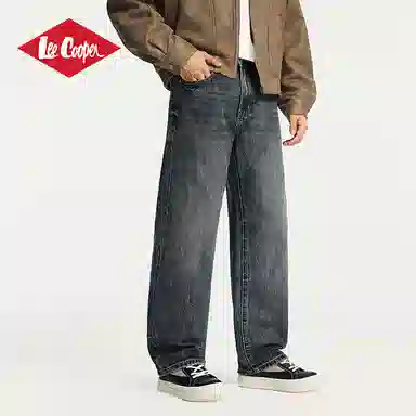 Lee Cooper