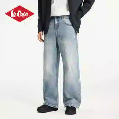 Lee Cooper