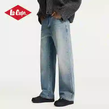 Lee Cooper
