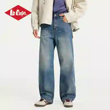 Lee Cooper