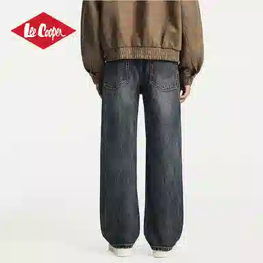 Lee Cooper