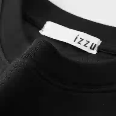 izzue I.TIzzue ClubT