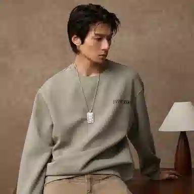 i.tizzue ArmyLOGOcleanfit