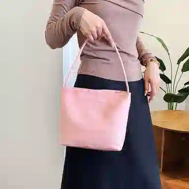 TOUTSEUL YOLO Bucket Bag