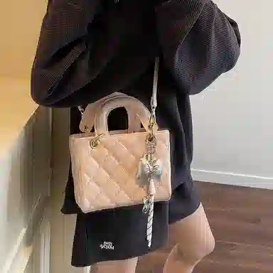 TOUTSEUL YOLO ins pu