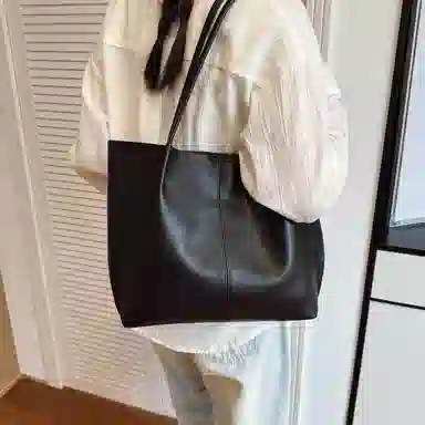 TOUTSEUL YOLO PU Tote