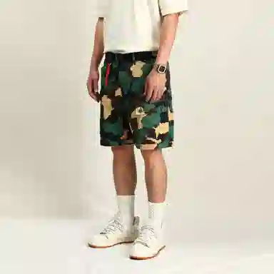 实年服工 迷彩潮牌宽松休闲多袋五分工装短裤 男款