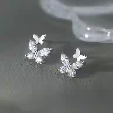 【足银999|养耳洞】 极昼 蝴蝶飘舞简约精致小众高级感 独特设计感轻奢甜美气质日常通勤百搭#好运 锆石 耳钉 男女同款情侣款