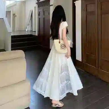 雾闪闪 高腰时尚舒适短袖连衣裙 女款