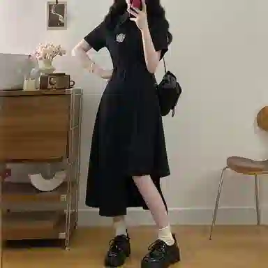 雾闪闪 简约百搭舒适短袖连衣裙 女款