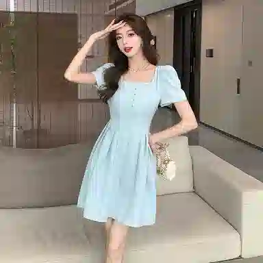 雾闪闪 时尚百搭纯色简约短袖连衣裙 女款