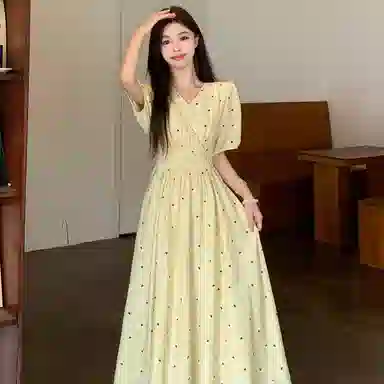 雾闪闪 时尚潮流舒适短袖连衣裙 女款