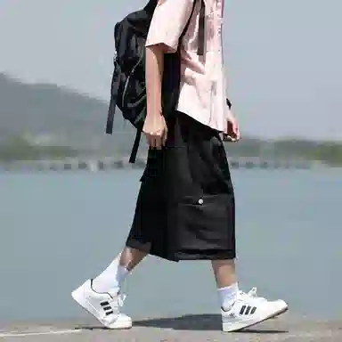 YICHEN