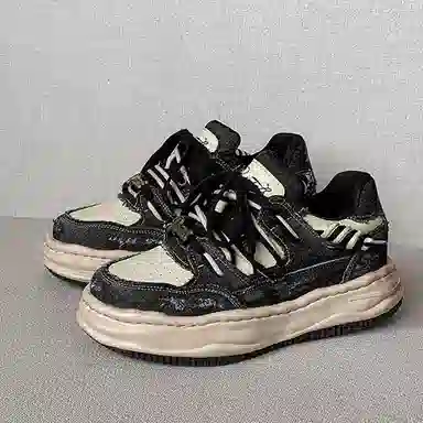 YUDASHU Thick Sole 7CM Hidden Height Increase Sneakers