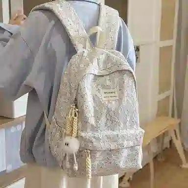 泰格奴 字母印花轻便简约国风大容量运动耐磨背包初中生高中生大学生上课百搭书包 涤纶 双肩包 女款 白色/浅灰色/黑色