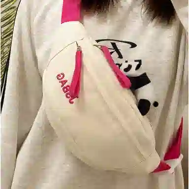 泰格奴 百搭简约撞色轻便潮流 涤纶（聚酯纤维） 胸包 女款 多色