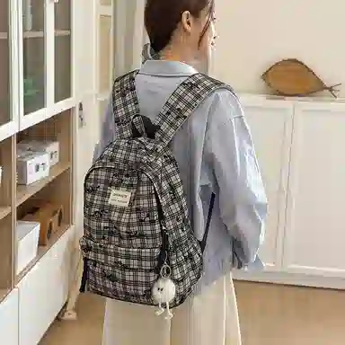 泰格奴 字母印花轻便简约国风大容量运动耐磨背包初中生高中生大学生上课百搭书包 涤纶 双肩包 女款 白色/浅灰色/黑色