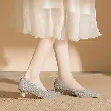兰缪 亮面皮 时尚气质优雅百搭 休闲单鞋 女