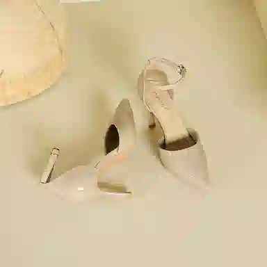 兰缪 漆皮 时尚简约纯色百搭优雅 细跟 高跟鞋 女款