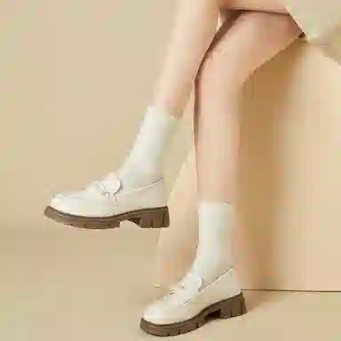 DAPHNE PU