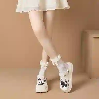 DAPHNE