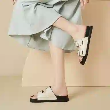 DAPHNE PU