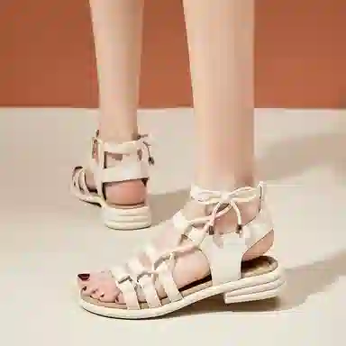 DAPHNE PU