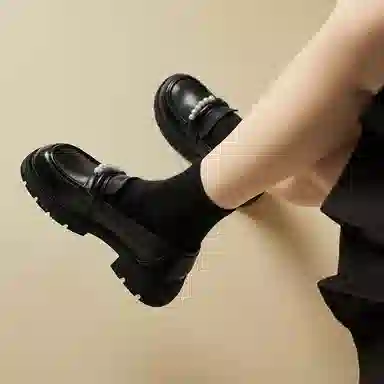 DAPHNE PU