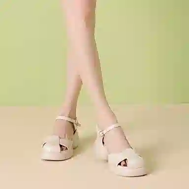 DAPHNE