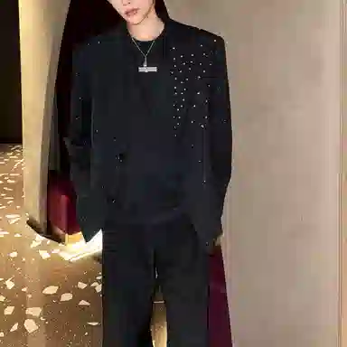 冈哉 美式高街潮男潮流小众满天星铆钉亮片设计装饰领垫肩手工重工宽松休闲西服春秋季纽扣百搭舒适通勤西装  男女同款