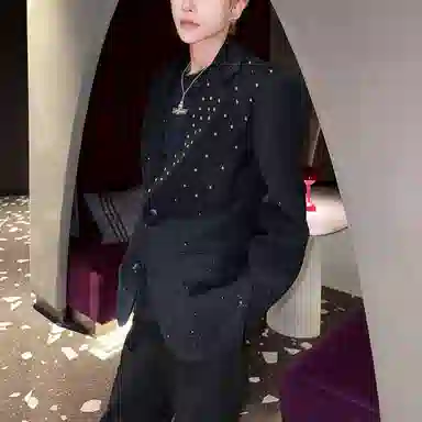 冈哉 美式高街潮男潮流小众满天星铆钉亮片设计装饰领垫肩手工重工宽松休闲西服春秋季纽扣百搭舒适通勤西装  男女同款