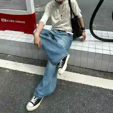 冈哉 美式复古高街潮流潮牌小众猫爪痕纹路设计个性水洗阔腿做旧弯刀百搭痞帅垂感宽松直筒日常通勤牛仔裤 男女同款