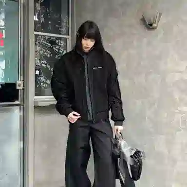 MUSCLETECH cleanfitbomber