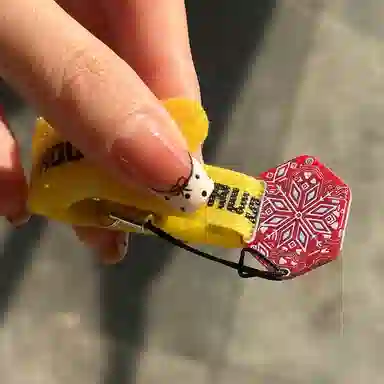 弗洛康 创意红色幸运符六边形钥匙扣 谷圈挂件