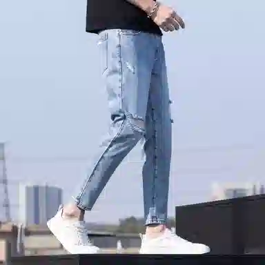 尘映 美式高街潮牌复古破洞水洗休闲百搭透气清凉九分小脚修身牛仔裤 男女同款