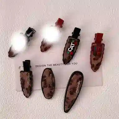 希铃 小众豹纹樱桃字母 布艺 发夹 女款