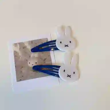 希铃 甜酷可爱辣妹小众兔子 亚克力 发夹 女款