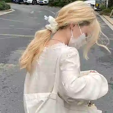 希铃 淡淡奶黄奶蓝蝴蝶结 纹理布料 发圈 女款