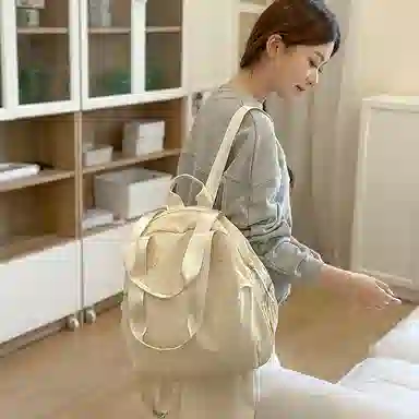 小猪班纳 小众设计多功能背包大容量轻便防水百搭通勤学生书包 尼龙 单肩双肩包 男女同款情侣款 多色