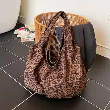 小猪班纳 韩系复古托特包秋冬通勤时尚慵懒风 绒面 单肩包 女款 多色